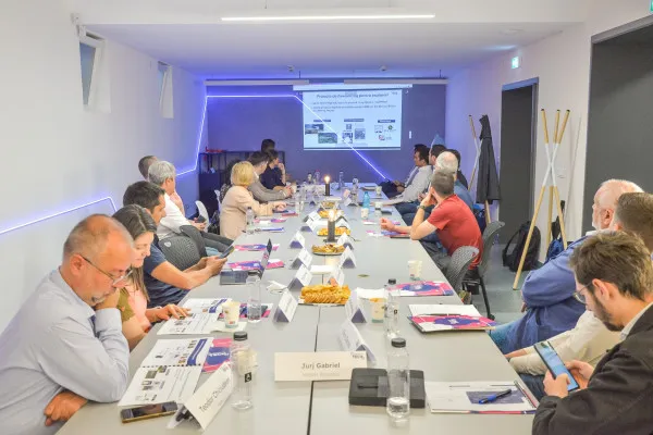 Concurenţă mare pentru bursele IT oferite prin programul „Generaţia Tech”
