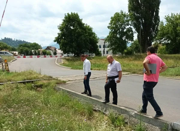 Râşnov: Un parc lângă gară