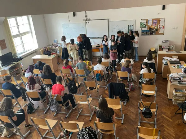 A început „Şaguna Fest”, la care vedeţi rezultatele muncii elevilor din liceul de top