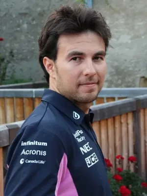 Perez a fost criticat pentru viaţa sa extrasportivă