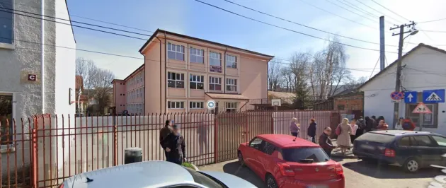 Şcoala 5 din Braşov, vizată de demolări