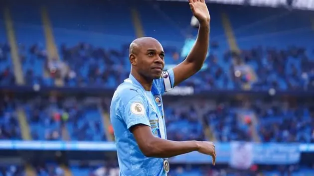Fernandinho nu mai vrea la Manchester, pleacă de la City