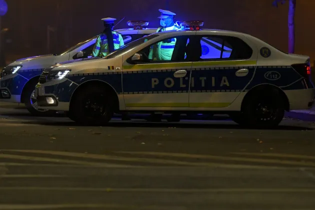 Scandal nocturn într-o familie de braşoveni, soţul evacuat de poliţişti