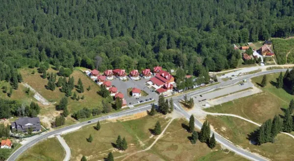 Lichidatorul încearcă din nou să scape de complexul Monterai din Poiana Braşov