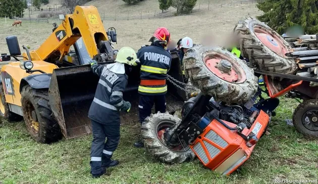 Poiana Mărului: Beat, s-a răsturnat cu tot cu tractor