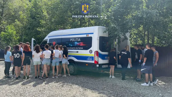 Poliția și-a adaptat „temele de vacanță”: Nu vă bateți, nu vă drogați, aveți grijă cu trotinetele