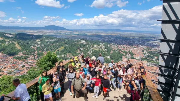 Copiii braşoveni din medii defavorizate au aflat ce înseamnă „siguranţa în vacanţă”
