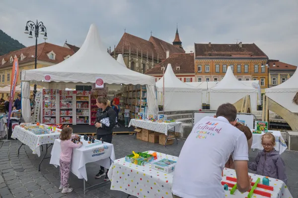 De Ziua Limbii Române, „dar” pentru Braşov