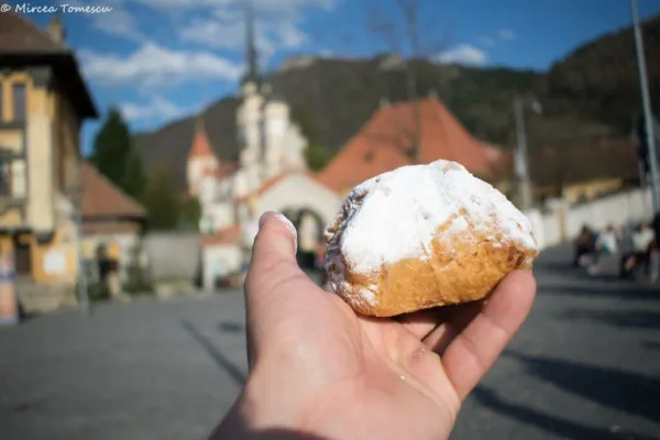 Povestiri şi bucate româneşti la Braşov