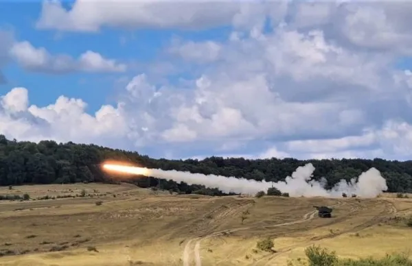 Doar noi şi americanii: MApN a testat rachetele HIMARS, „spaima ruşilor”, la poligonul Cincu