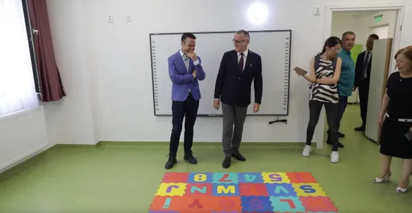 „Puie Monta” şi nu oriunde: la grădiniţă