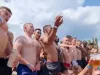 Militarii NATO de la Cincu s-au întrecut în băut bere. Cine a câştigat