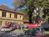 Boschetarii şi-au dat foc la „casă”: fostul Spital de Dermatologie din Braşov