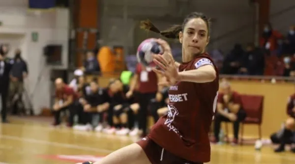 Sorina Grozav, convocată pentru Trofeul Carpaţi