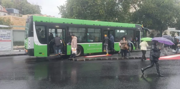 Plouă… în autobuzele noi ale RATBV