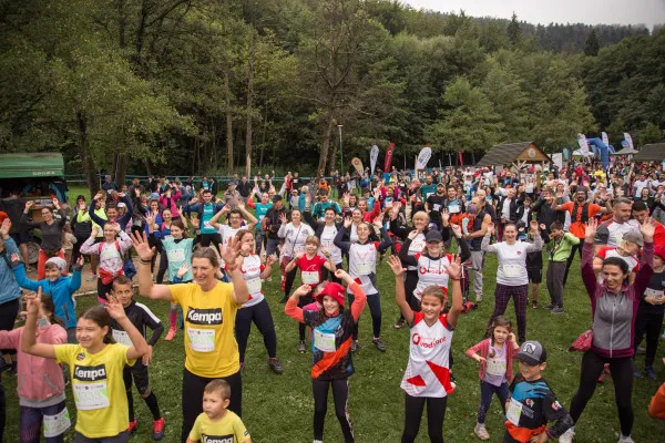 Peste 300.000 de lei au adunat eroii de Braşov, în cursa cu obstacole a comunităţii