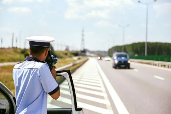 Radar după radar pe ruta Braşov - Covasna – Bacău: 48 de amenzi în nici 4 ore