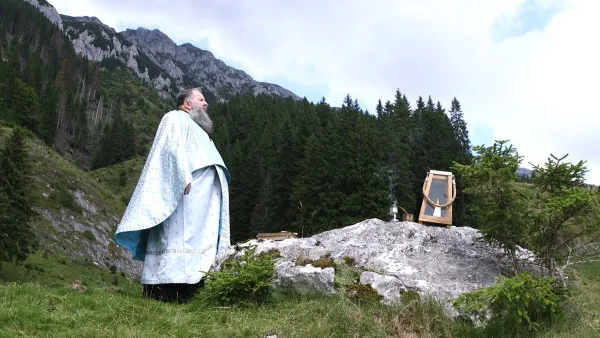 A murit „Păstorul de suflete”. S-a prăbuşit din picioare, la doar 59 de ani, în drum spre Mitropolie