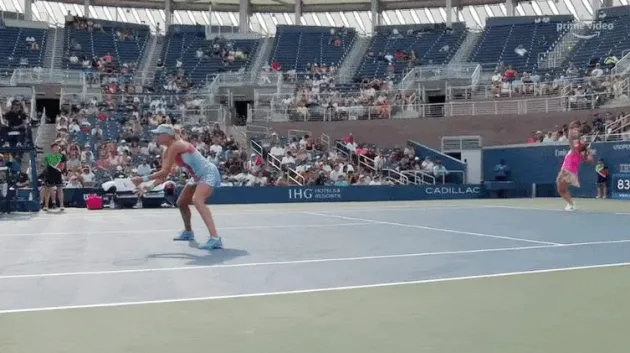 Şoc la US Open, Ostapenko şi-a lovit partenera de dublu în timpul meciului