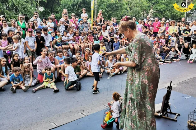Braşovenii de la „Arlechino” duc „Muzicanţii din Bremen” la Cluj, la „Wonderpuck”