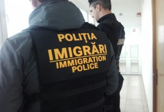 A venit la studii, a rămas ilegal la muncă