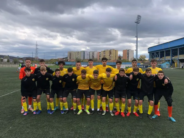 Juniorii U 17 şi U 19 de la FC Braşov s-au calificat în play-off-ul Campionatului Naţional