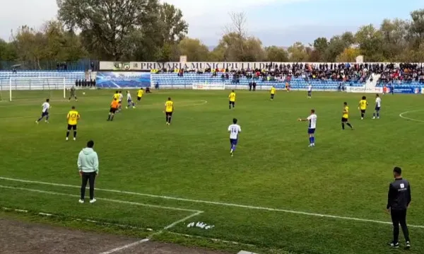 N-au reuşit să-i ia vreun punct liderului