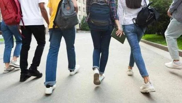 Burse sociale şi la şcolile private
