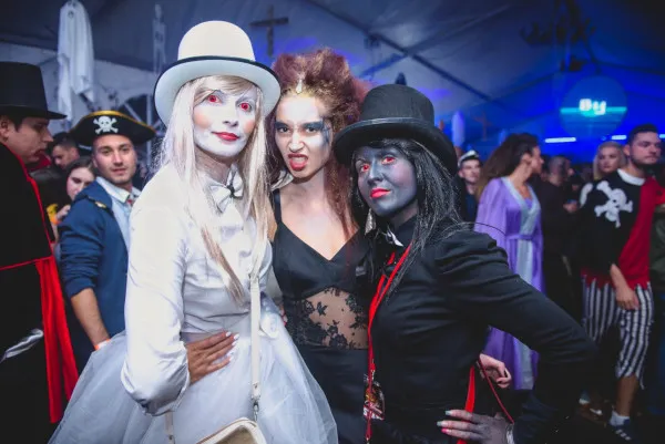 Se anunţă petrecere „cum n-a mai fost din 2019” la Castelul Bran