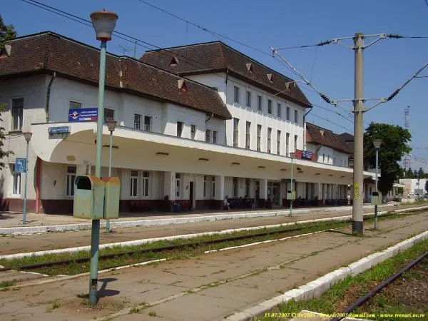 Găsit mort în gară