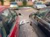 Cu butelia le-a zguduit blocul