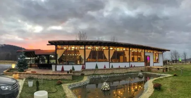 Dacă e vineri, e folk la Râşnov