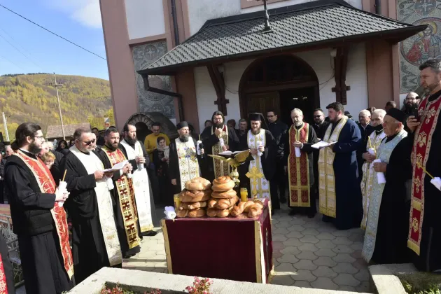 Parastas la 40 de zile pentru părintele protopop Gheorghe Colţea