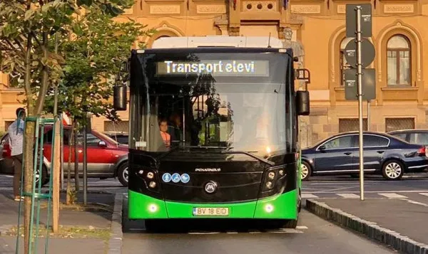Elevii din Stupini, (ne)uitaţi cu transportul şcolar