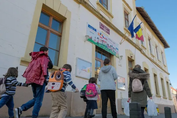 Şcoala Gimnazială nr. 5 va deveni „prosumator”
