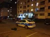 Urmărită şi după divorţ: prin tufişuri, pe după maşini