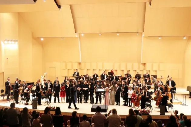 48 de minute de tragedie, disperare, teroare şi violenţă şi două minute de triumf