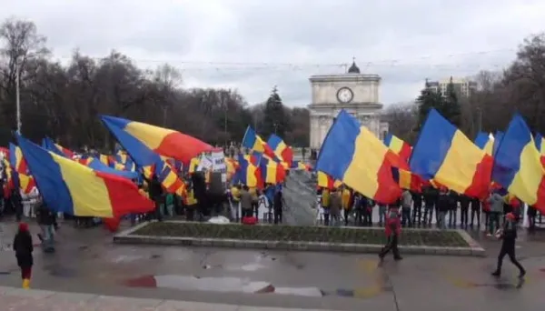 4 din 10 vor unirea