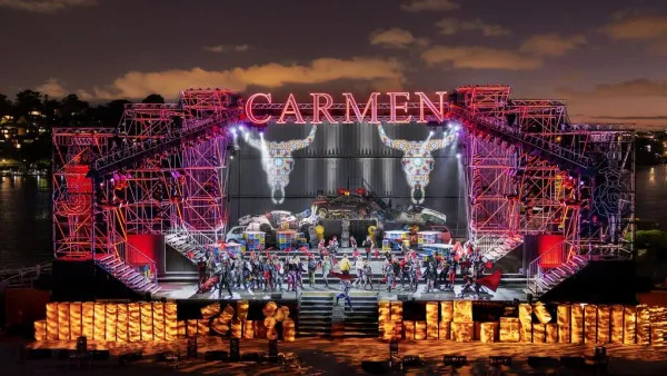 Mezzosoprana Carmen Topciu este „Carmen”, în Australia
