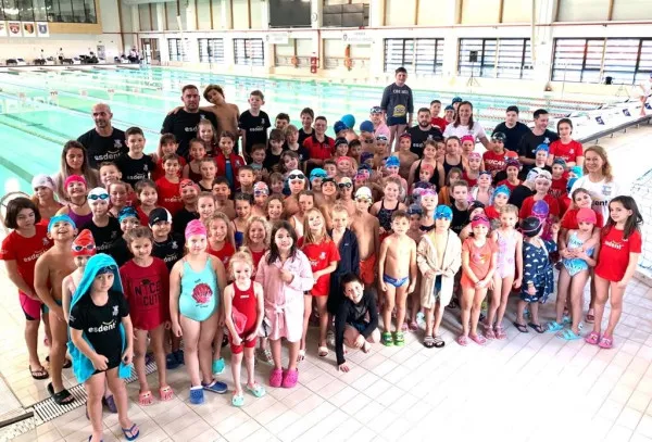 150 de copii de la cinci cluburi din Braşov s-au întrecut la „Cupa Moş Hyperion”