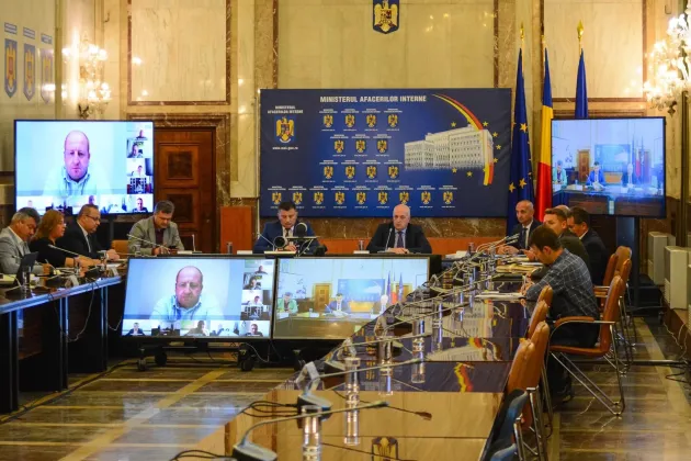 Ministerul Educaţiei vrea actualizarea Statutului Elevului: cu drept pentru şcolar de a cere anularea lucrării scrise, dar şi cu drept pentru profesor să-şi mustre elevul în faţa clasei