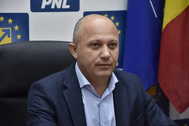 Cadariu, luat peste picior