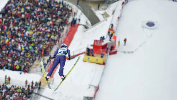 De la Râşnov, live pe Eurosport: Sărituri cu schiurile în nocturnă, etape de Cupă Mondială