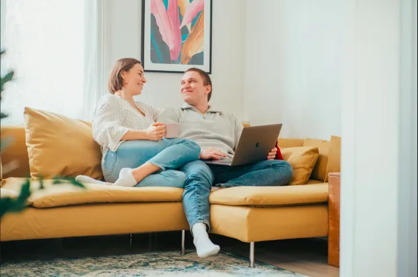Credit de nevoi personale vs. credit urgent – care este mai avantajos pentru tine?