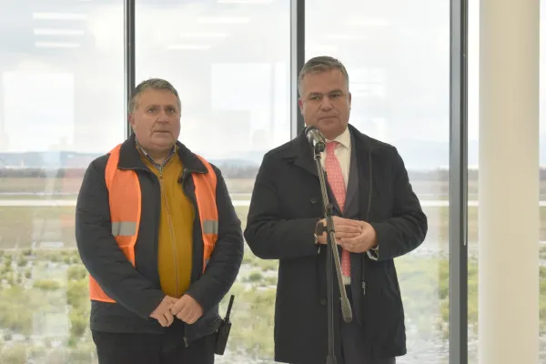 Se caută director pentru Aeroport