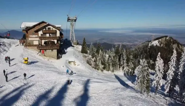 Vremea rece, aşteptată „ca pâinea caldă” în Poiana Braşov. Iarna ar putea veni după 10 ianuarie