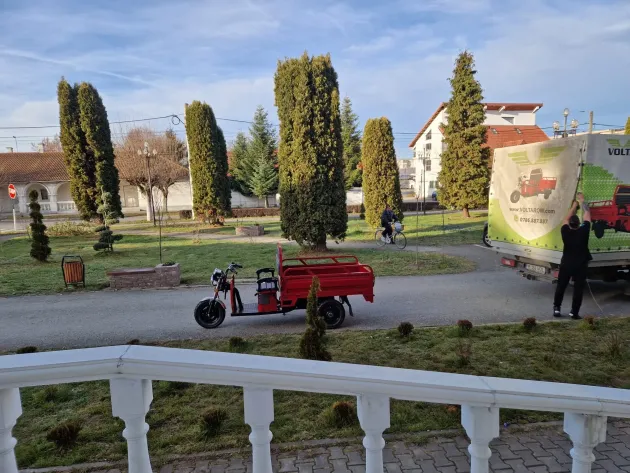 Transportul electric a ajuns şi la Victoria