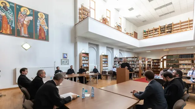 Locul facultăţilor de Teologie este în universitate