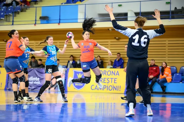 14 din 14 în campionat, urmează optimile Cupei