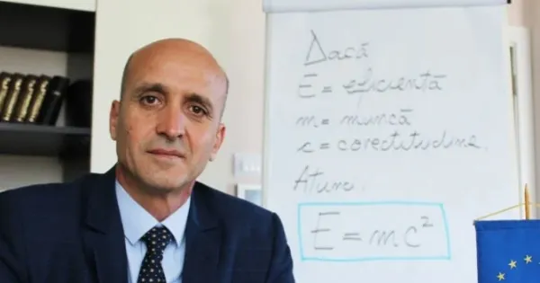 Şcolile, ajutate să organizeze grupuri antibullying   
